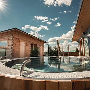 4* Hotel Valo & Work