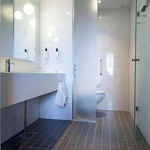 4* מלון Scandic Park